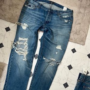 NWOT  Abercrombie 32 14 destroyed Boyfriend Buttonfly jeans Ames Low Ris…